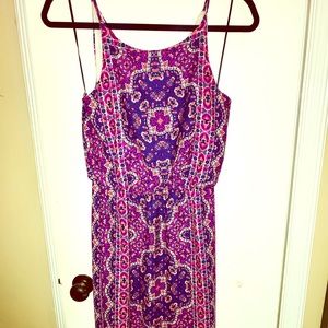 Brightly colored Maxi Dress size M